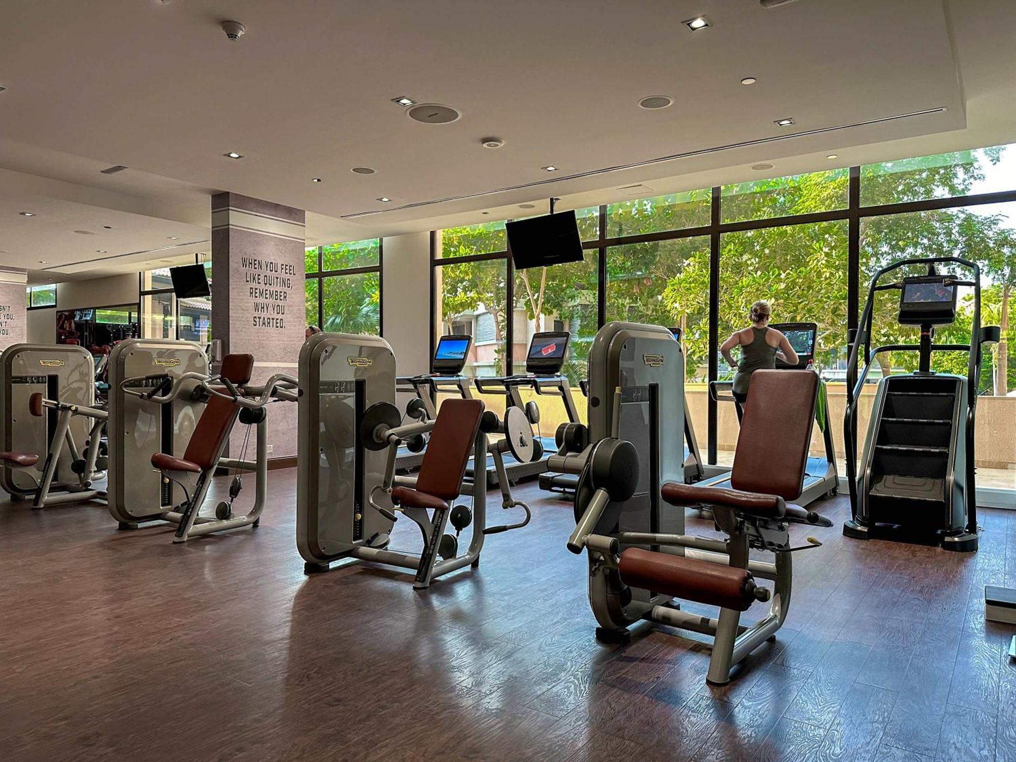 Fabulous 1 Bedroom Apartment At 5 Star Resort 두바이 외부 사진