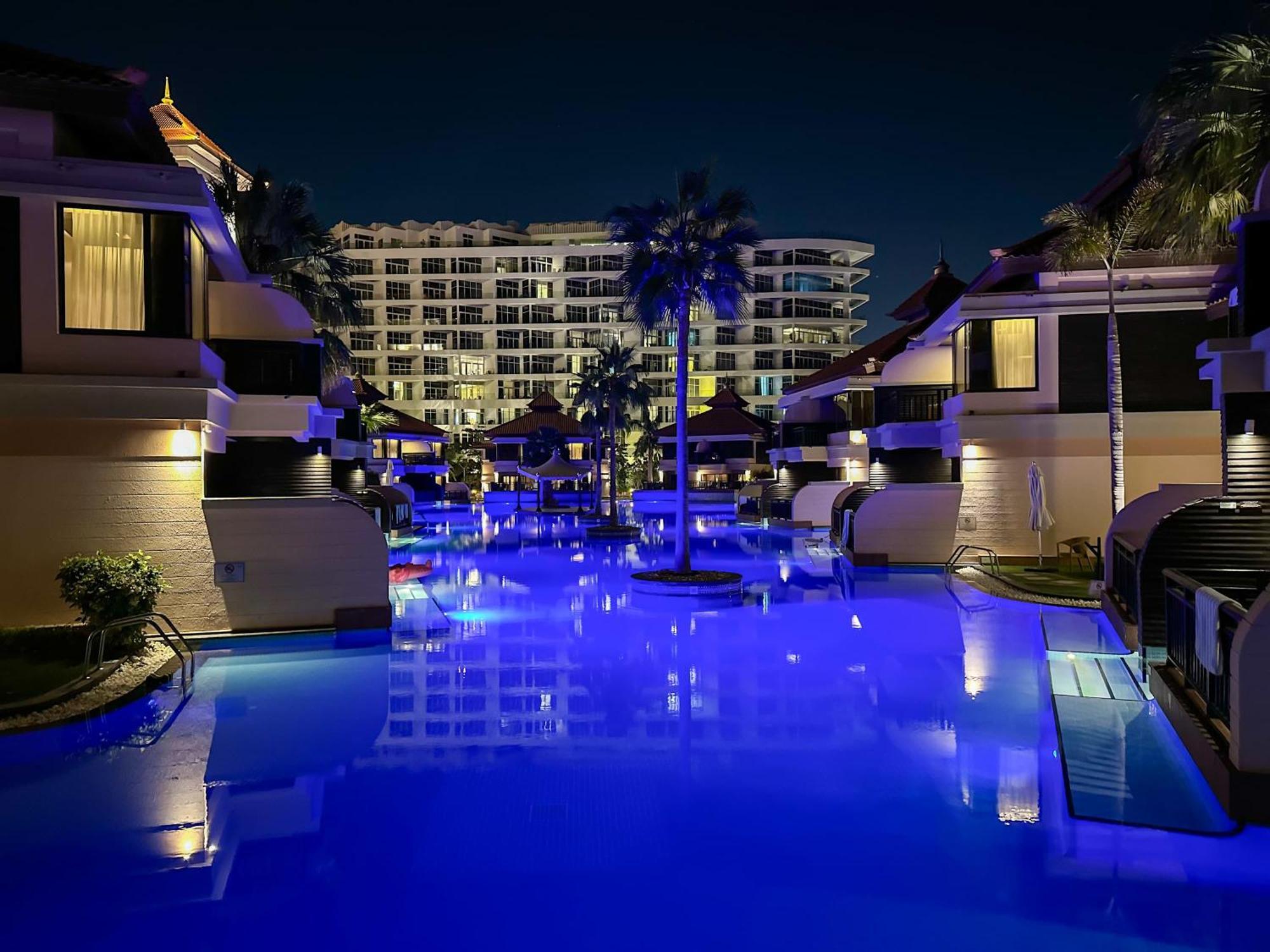 Fabulous 1 Bedroom Apartment At 5 Star Resort 두바이 외부 사진